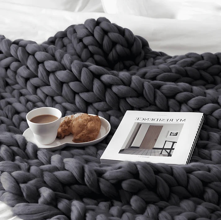 IGNITE™  - COZY KNIT BLANKET